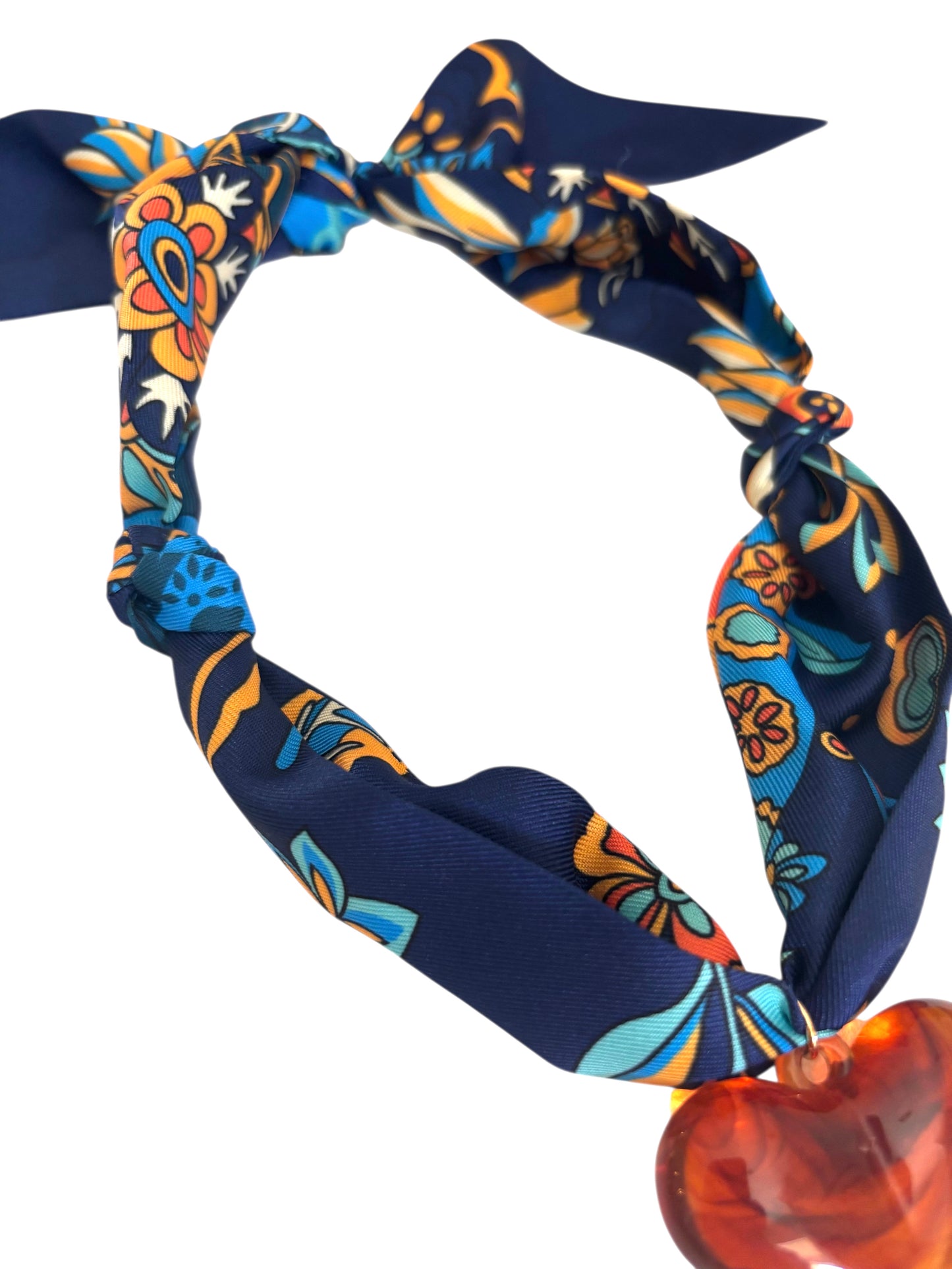 Charleston scarf necklace