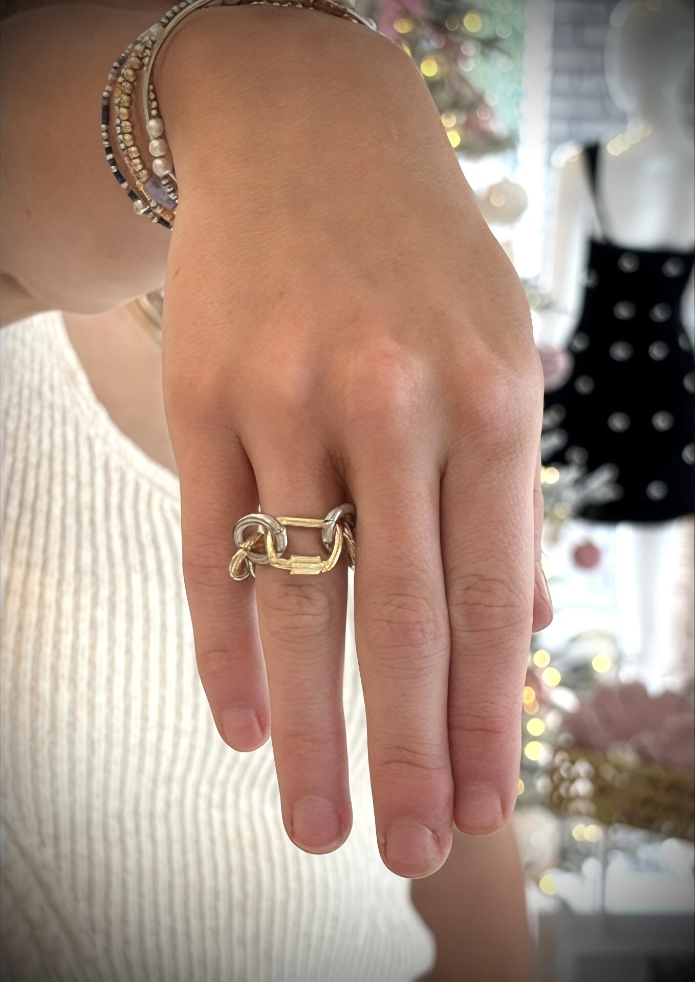 Baby lock ring