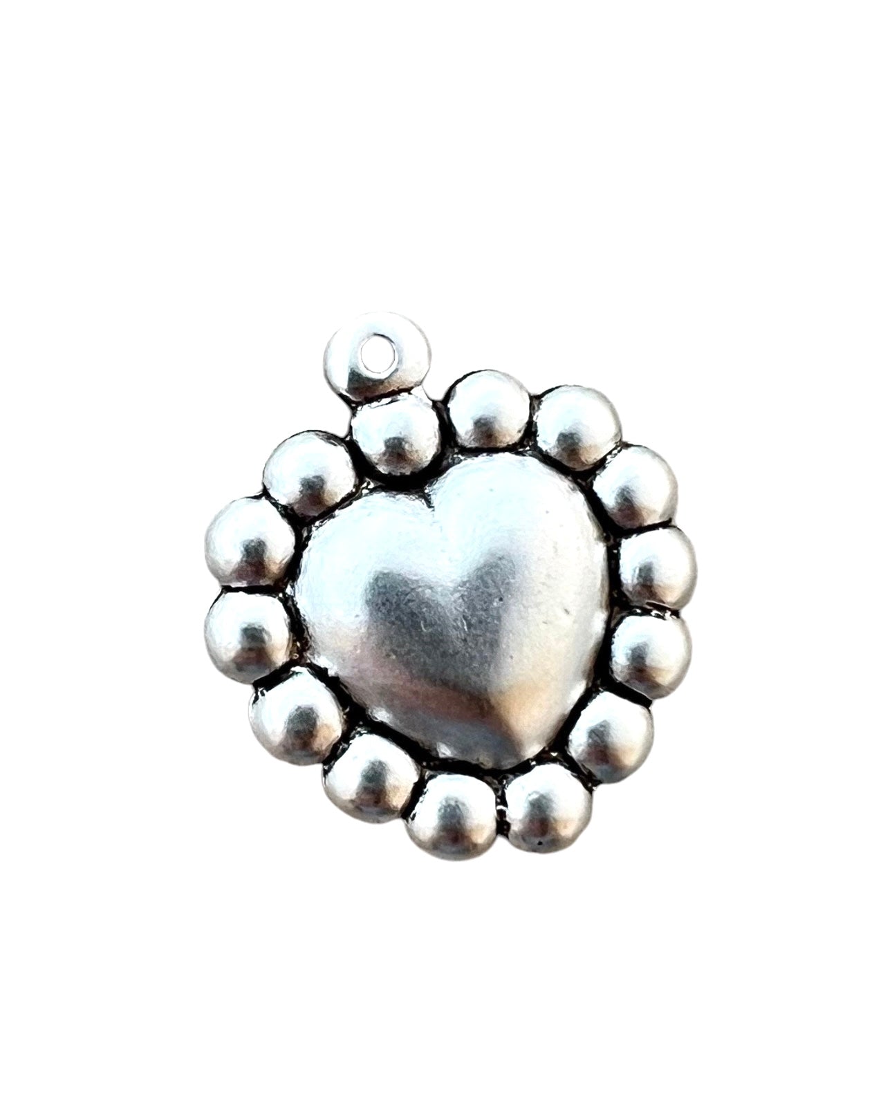 Dotted heart charm silver