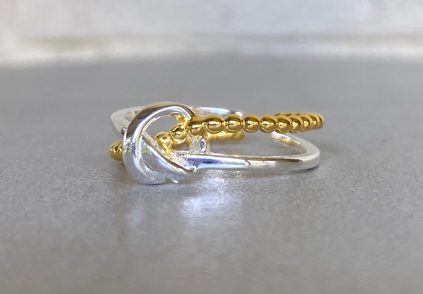 Knotted up ring