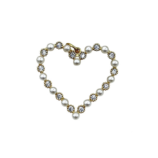 Open pearl heart charm