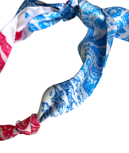 Oxford scarf necklace